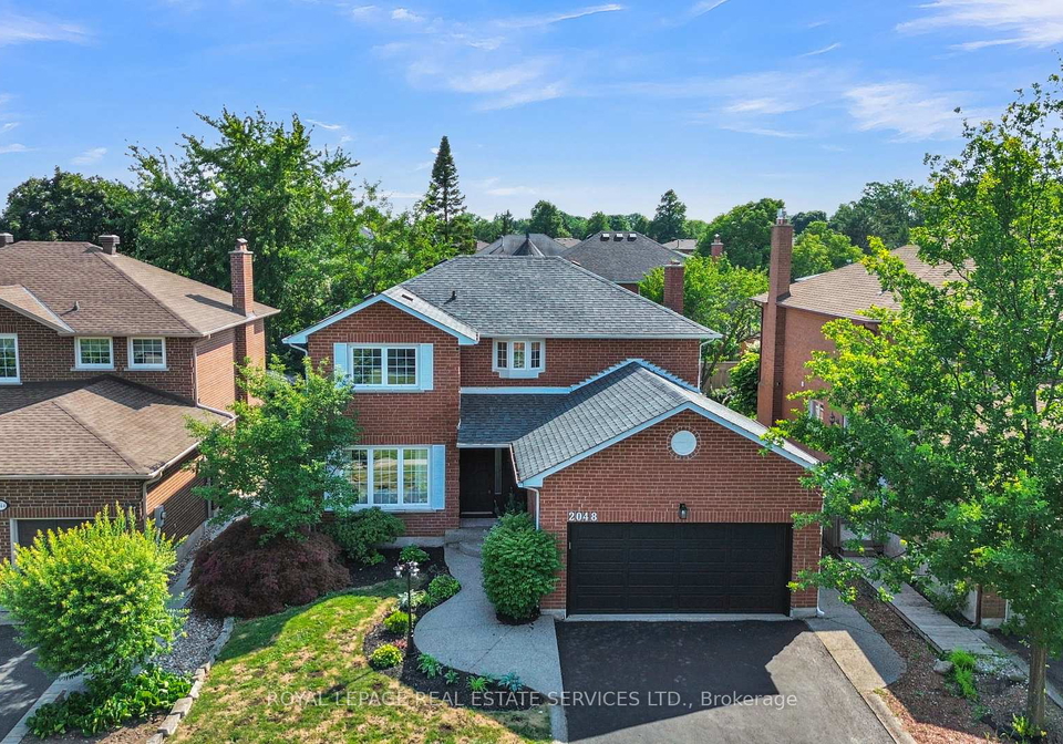 2048-sixth-line-oakville-ontario-w13569022