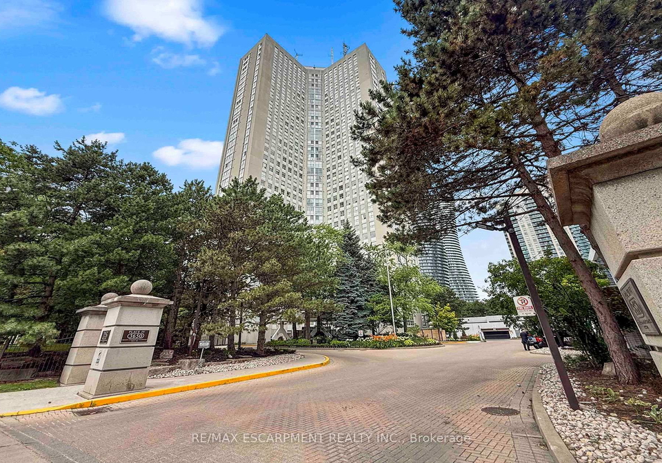 3650-kaneff-crescent-mississauga-ontario-w13569074