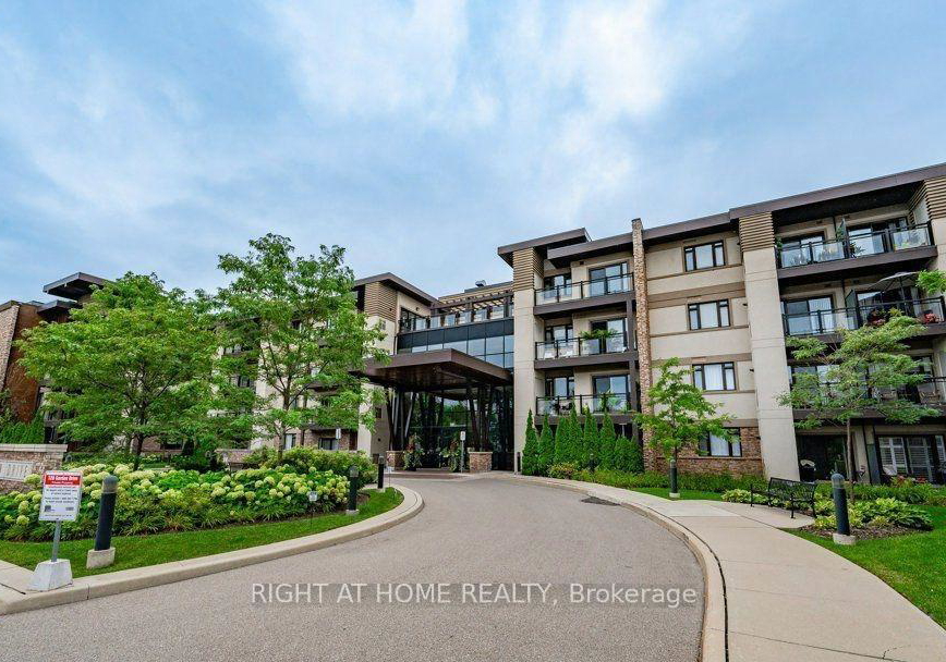 128-garden-drive-oakville-ontario-w13569094