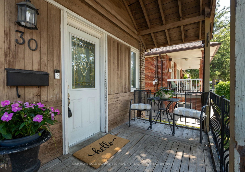 30-garside-crescent-toronto-north-york-ontario-w13569230