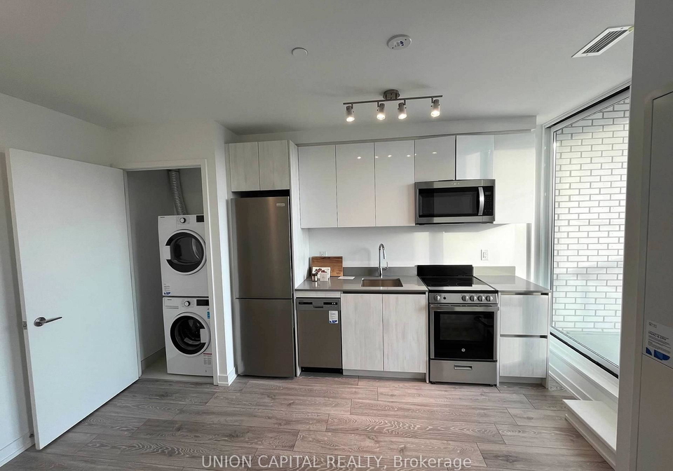 3100-keele-street-toronto-york-ontario-w13569282