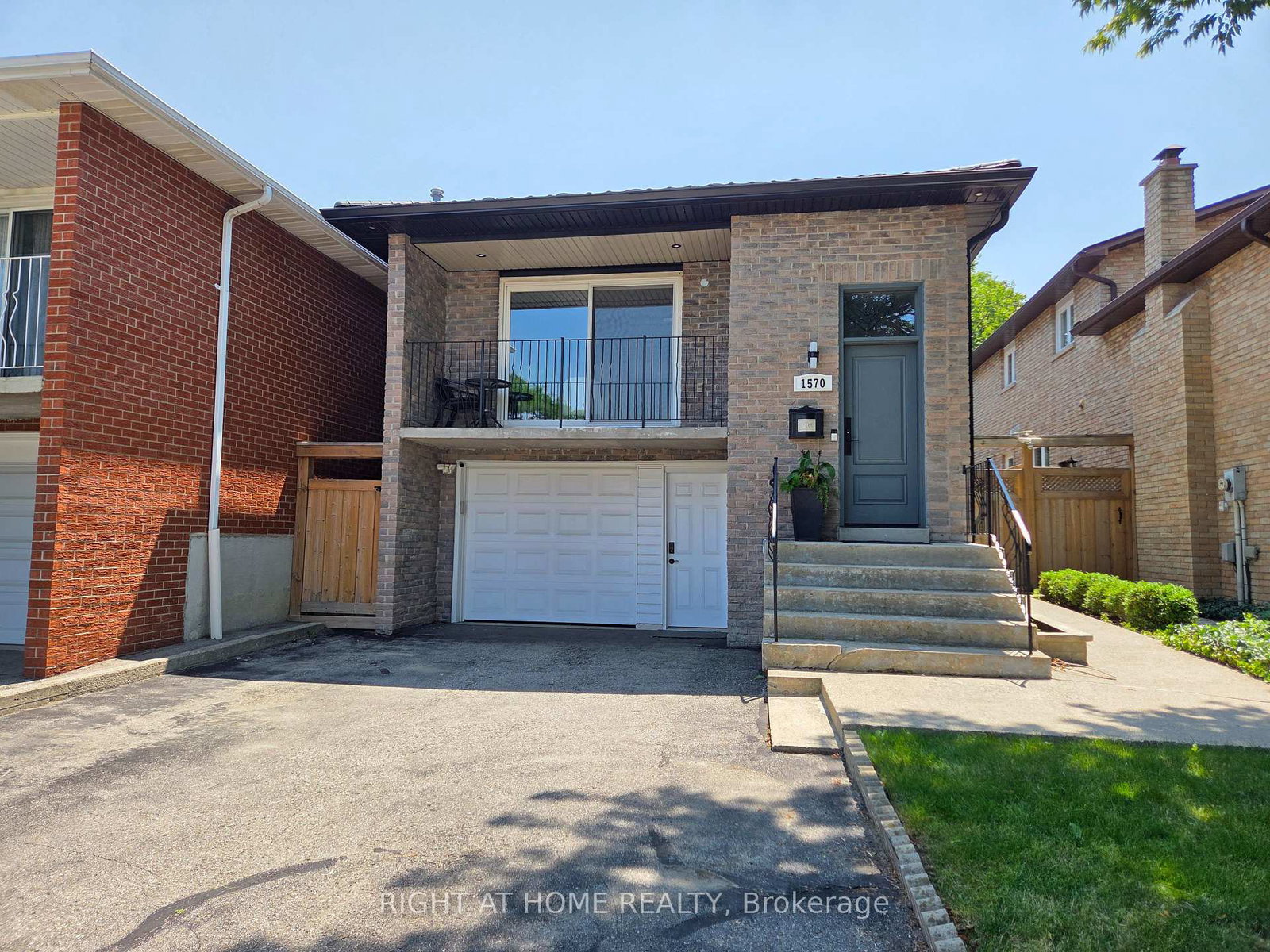 1570-lewes-way-mississauga-ontario-w13569652