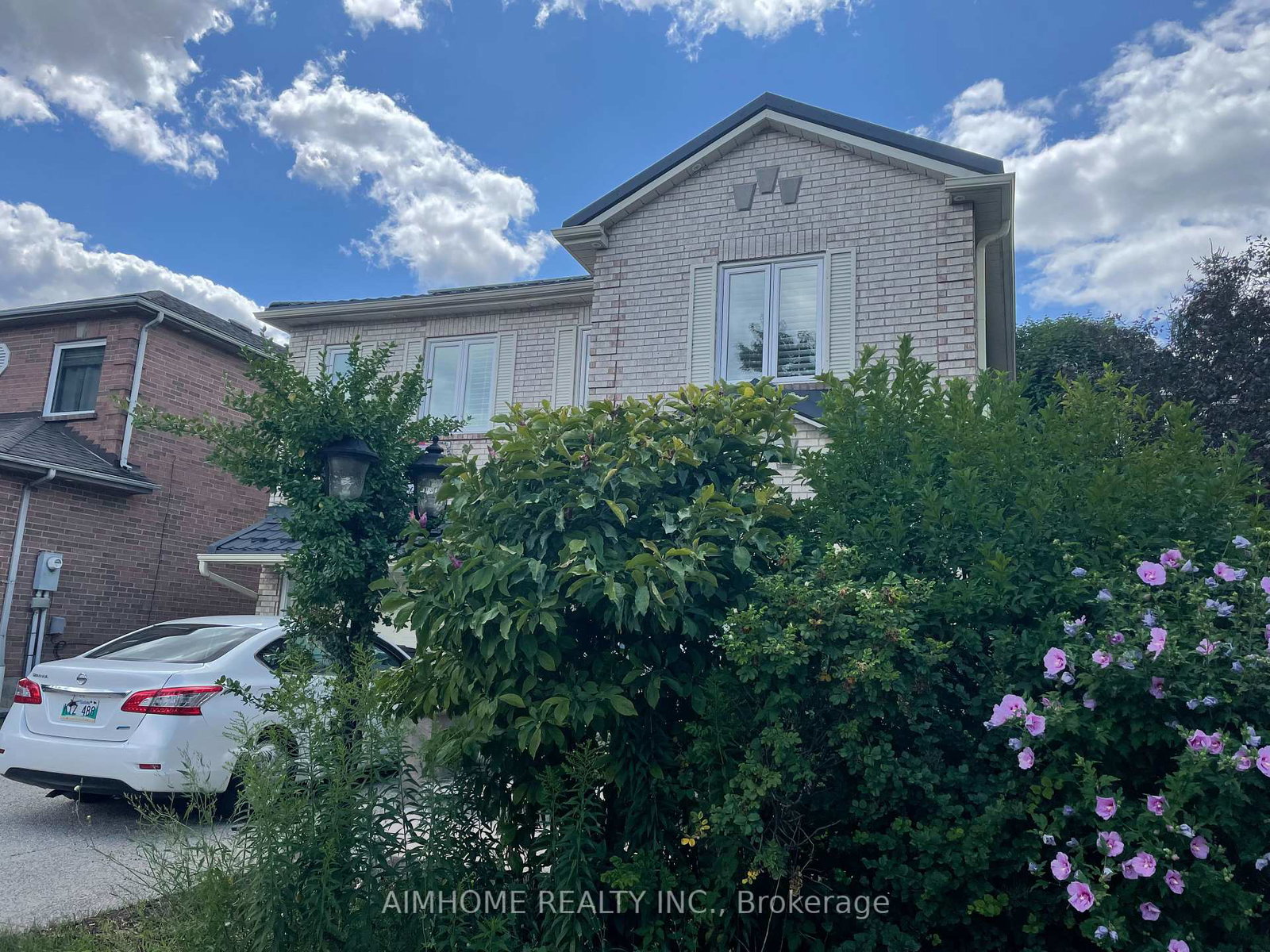 4072-colonial-drive-mississauga-ontario-w13569762