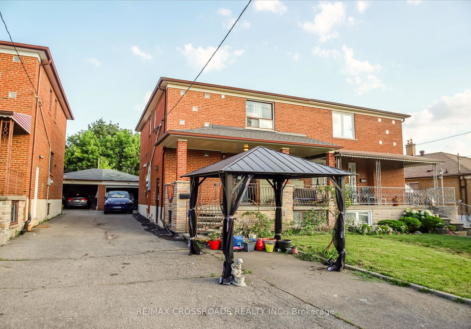53-giltspur-drive-toronto-york-ontario-w13570032