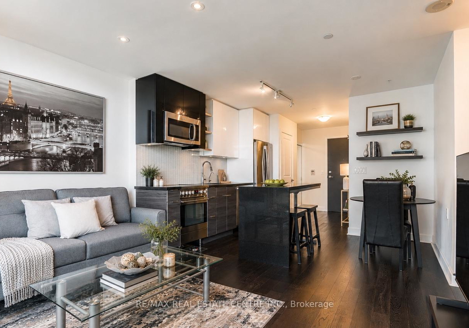 33-shore-breeze-drive-toronto-etobicoke-ontario-w13570040