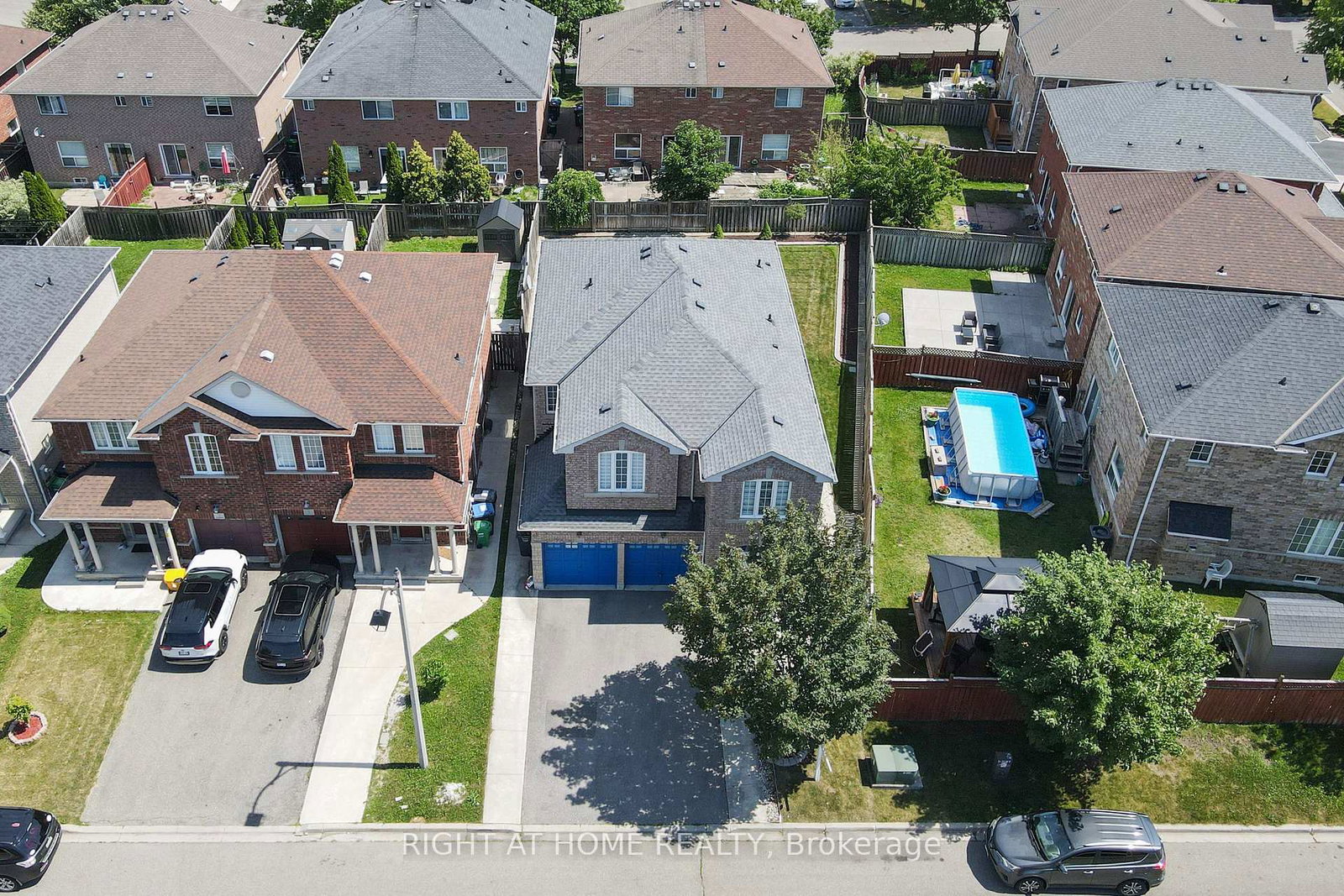 3-silverbell-court-brampton-ontario-w13570114