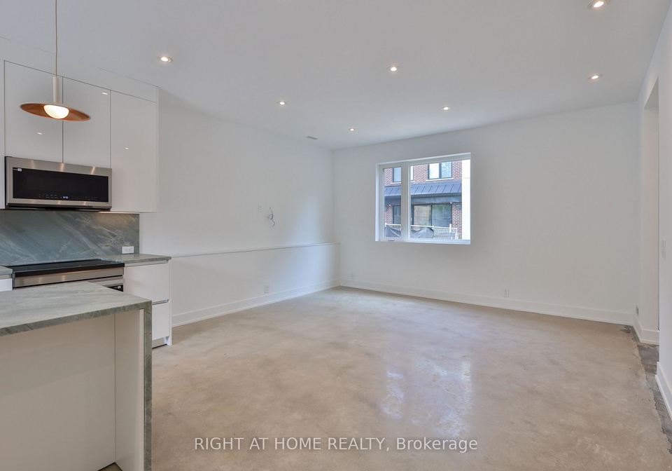 266-indian-grove-toronto-toronto-ontario-w13570118