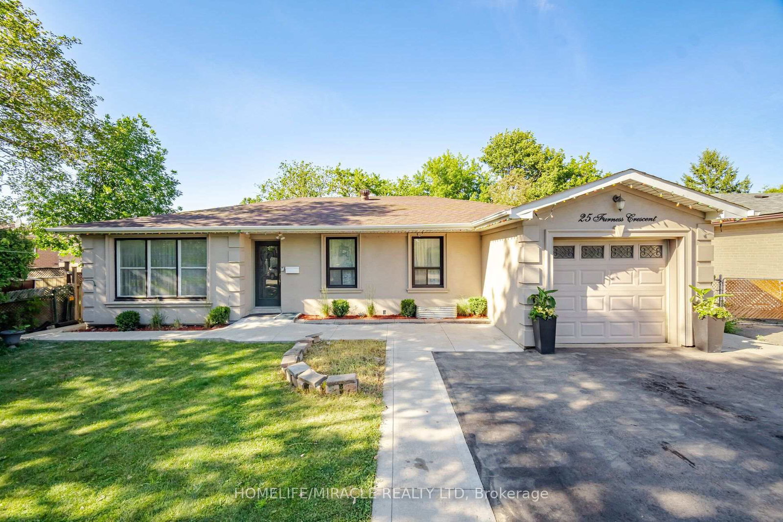 25-furness-crescent-toronto-etobicoke-ontario-w13570546