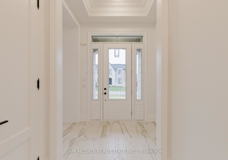 243-prince-george-crescent-oakville-ontario-w13570678