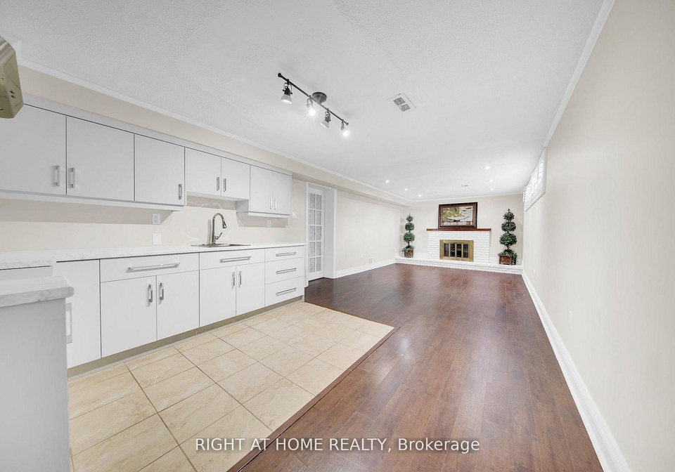 50-wall-avenue-toronto-north-york-ontario-w13570848