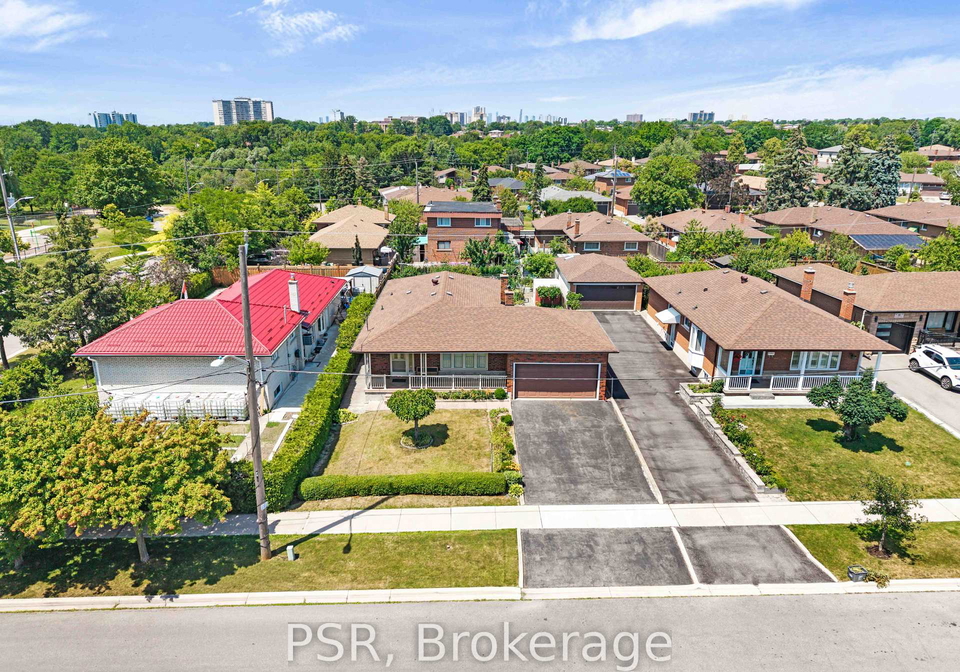 4-gatesgill-crescent-toronto-york-ontario-w13571022