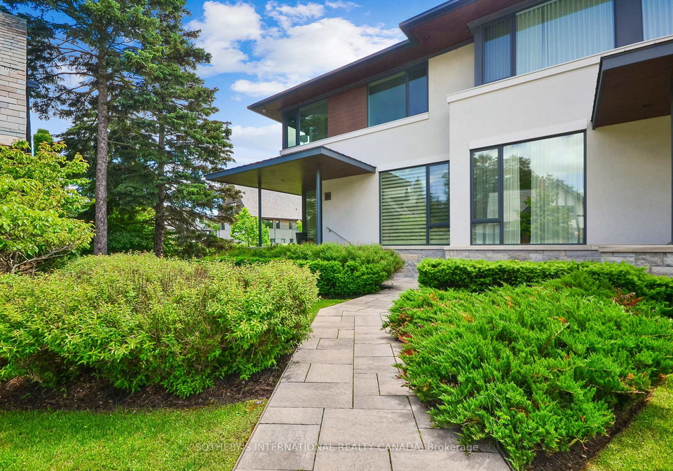 10-maple-grove-drive-oakville-ontario-w13571176