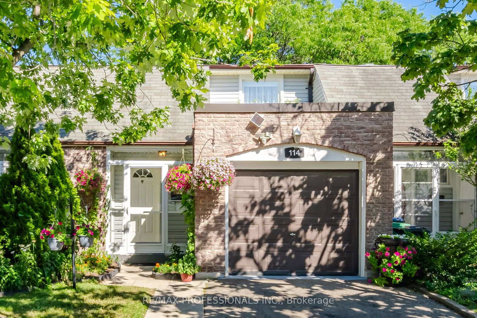 2440-bromsgrove-road-mississauga-ontario-w13571290