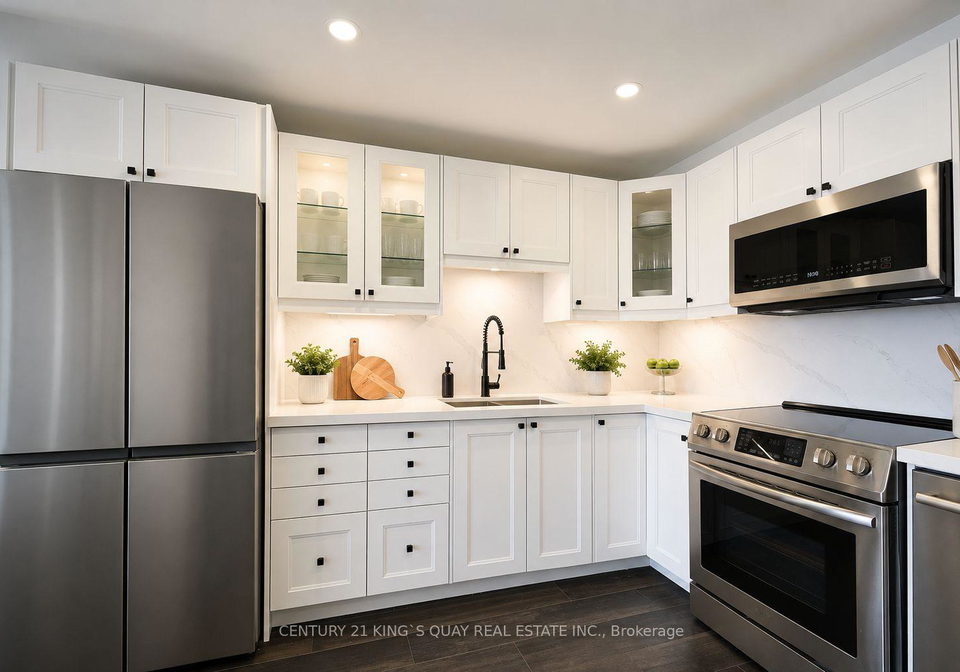 25-agnes-street-mississauga-ontario-w13571450
