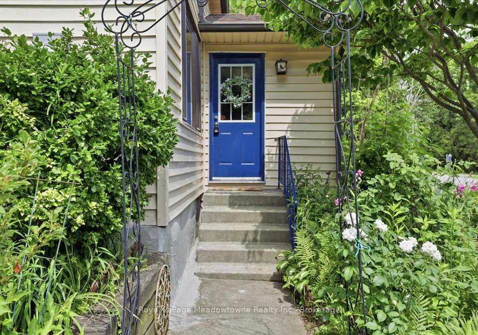 11024-first-line-nassagaweya-milton-ontario-w13571524