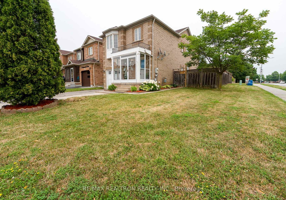 1-heathwood-drive-brampton-ontario-w13571598