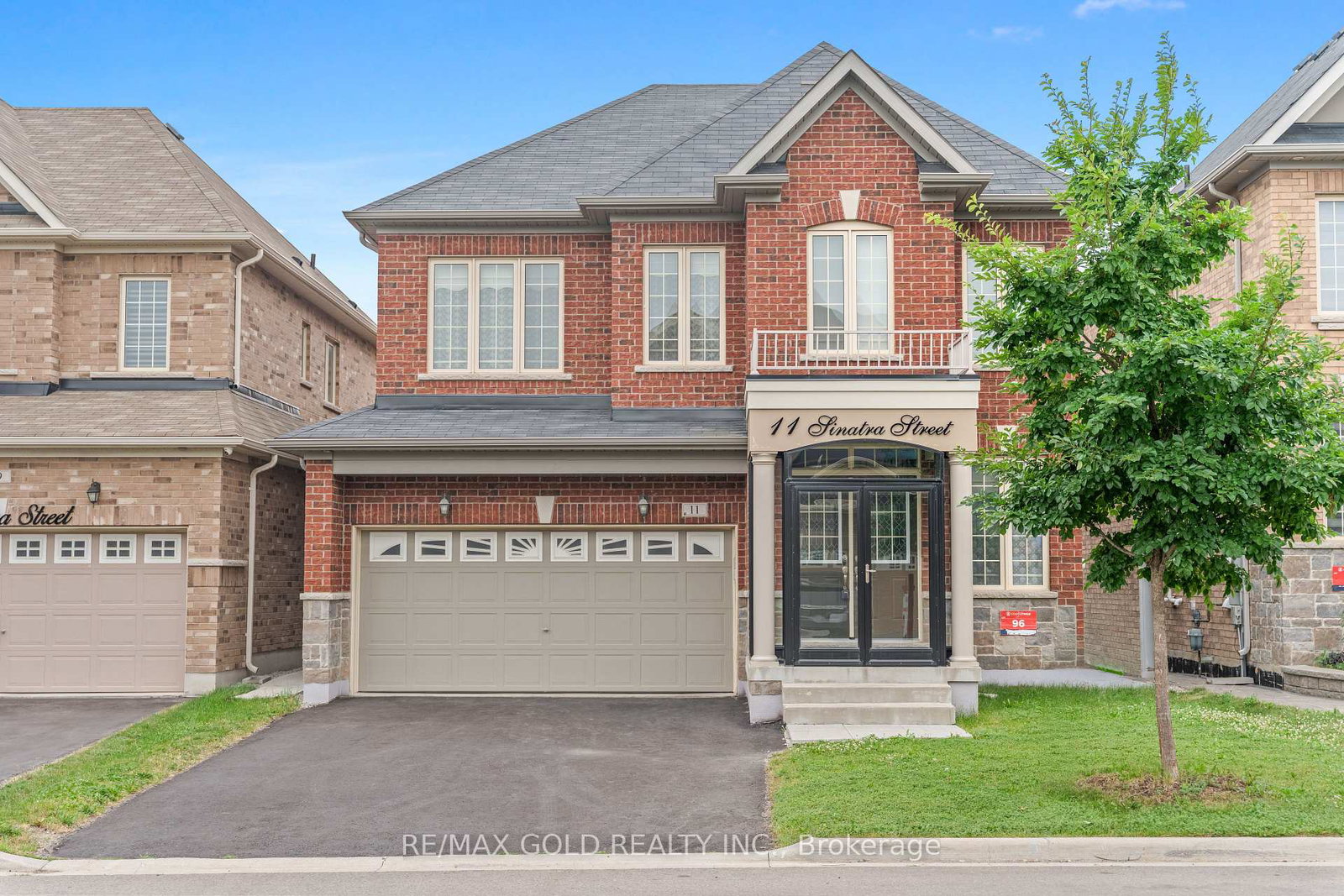 11-sinatra-street-brampton-ontario-w13571626