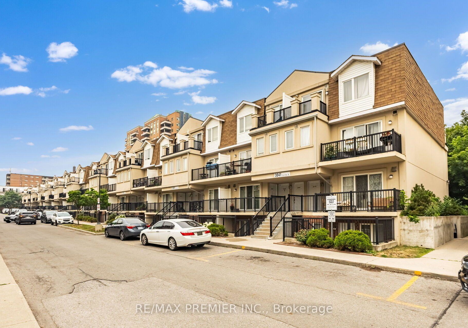 3041-finch-avenue-w-toronto-york-ontario-w13571756