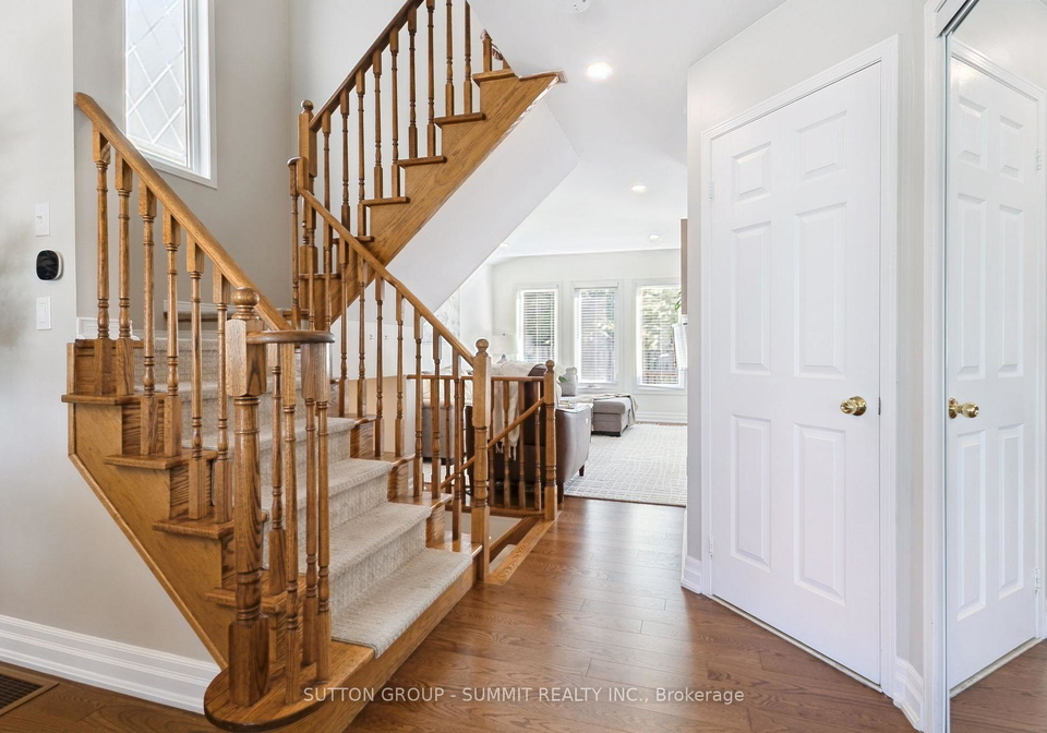 2163-sutton-drive-burlington-ontario-w13571792