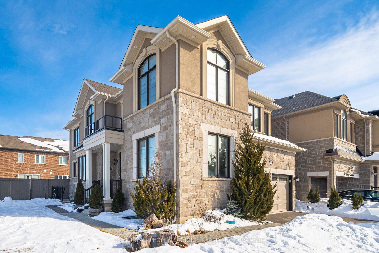 744-e-kennedy-circle-w-milton-ontario-w13572104