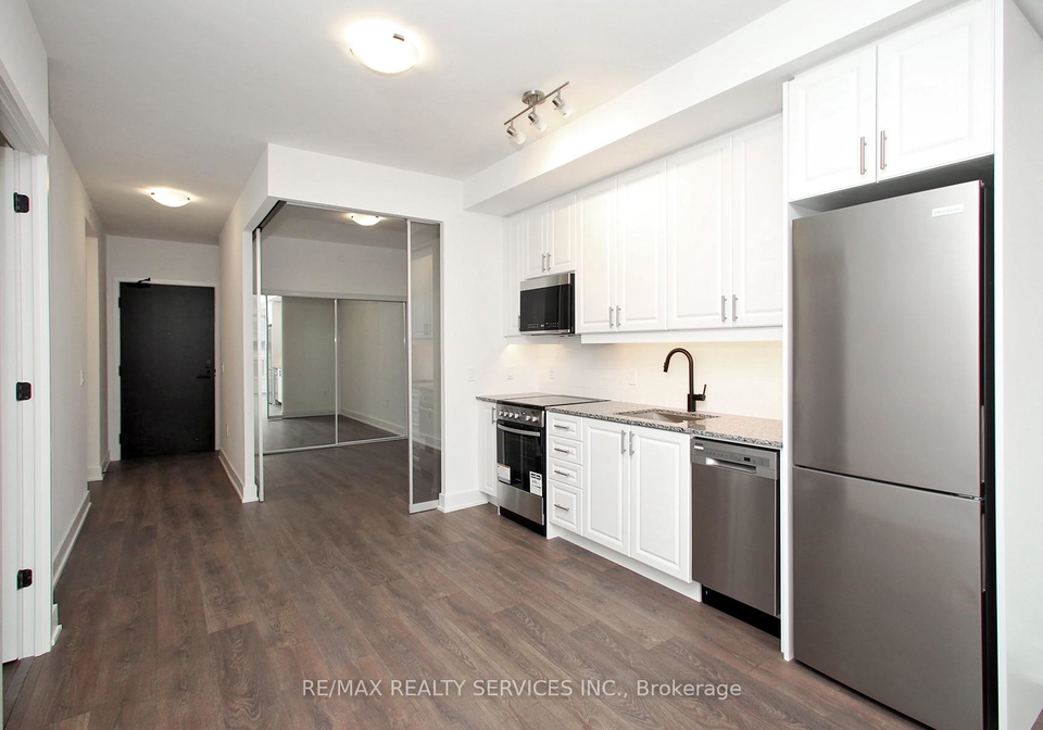 2343-khalsa-gate-oakville-ontario-w13572112