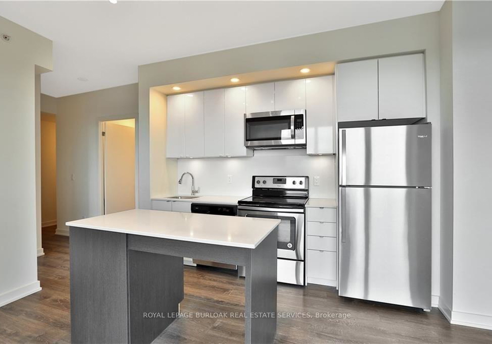 5240-dundas-street-burlington-ontario-w13572266