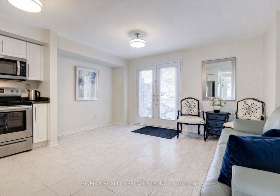 3975-eglinton-avenue-w-mississauga-ontario-w13572468