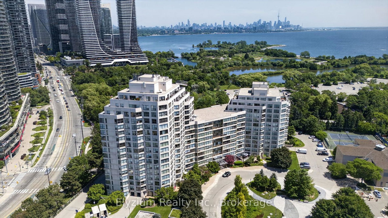 2261-lake-shore-boulevard-w-toronto-etobicoke-ontario-w13572598