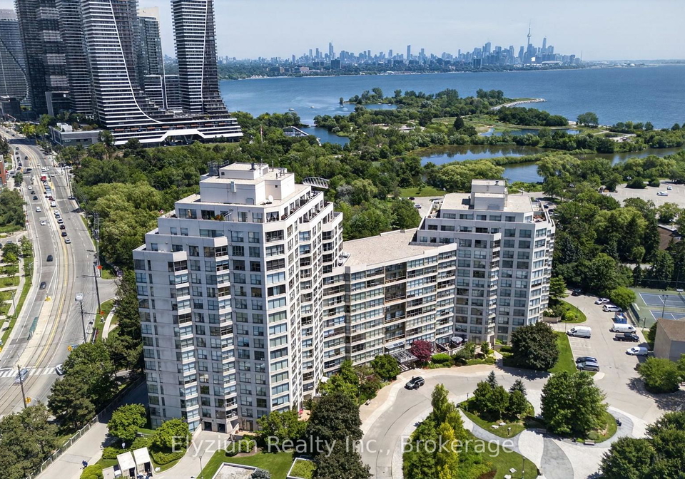 2261-lake-shore-boulevard-w-toronto-etobicoke-ontario-w13572598