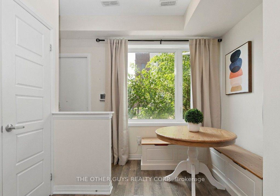 19-thomas-mulholland-drive-toronto-york-ontario-w13572634