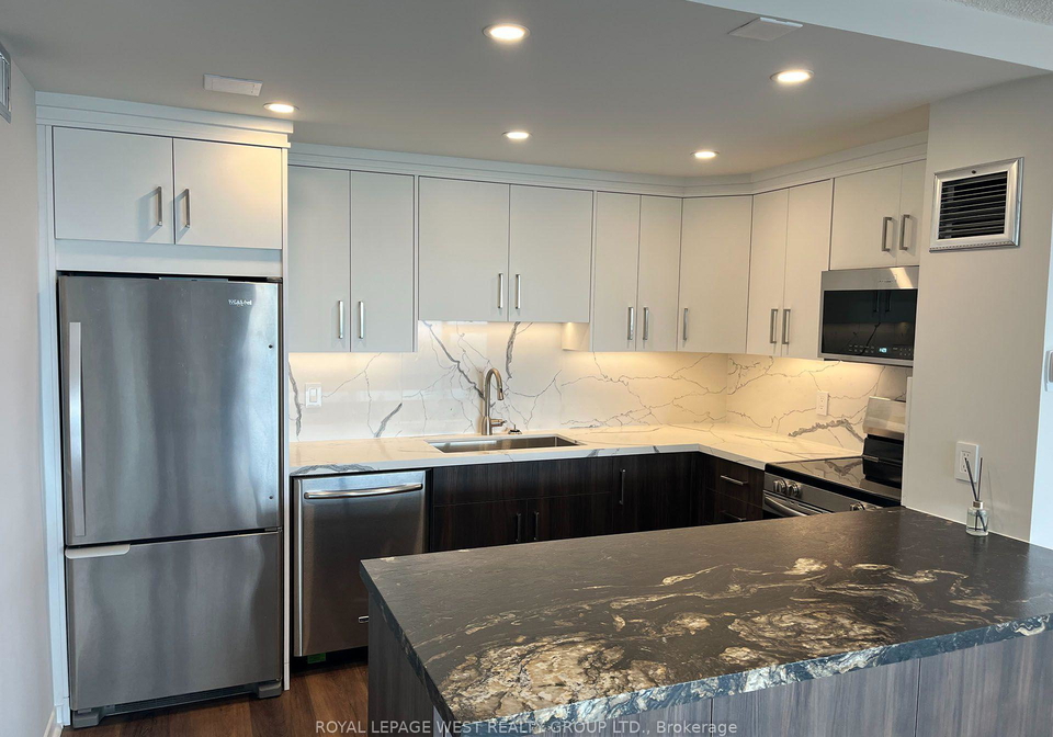 1300-bloor-street-mississauga-ontario-w13573048