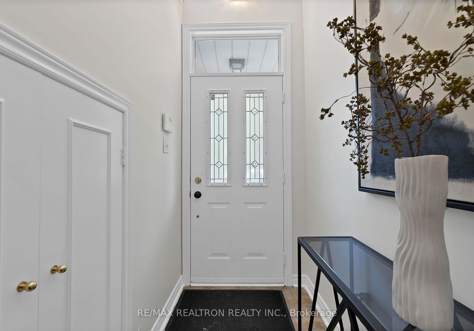 3-james-stock-path-toronto-etobicoke-ontario-w13573068
