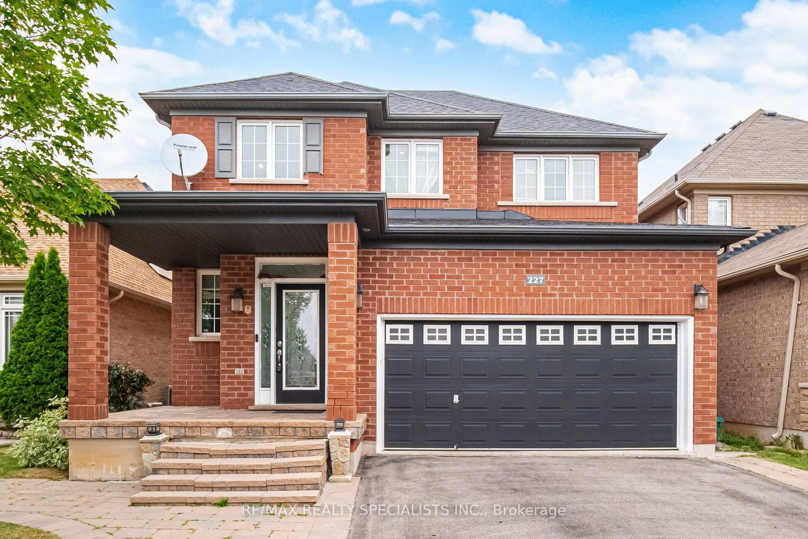 227-minto-crescent-milton-ontario-w13573080