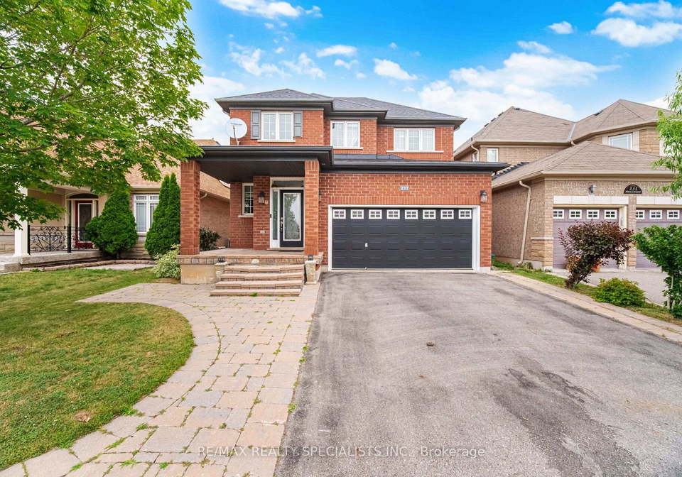 227-minto-crescent-milton-ontario-w13573080
