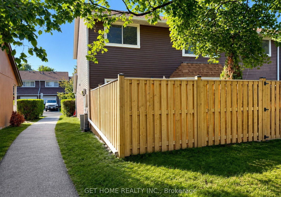 2185-fairchild-boulevard-burlington-ontario-w13573088