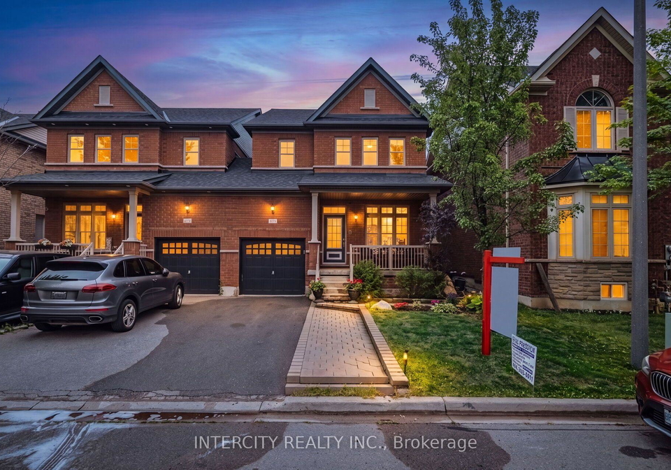 162-holmes-crescent-milton-ontario-w13573238