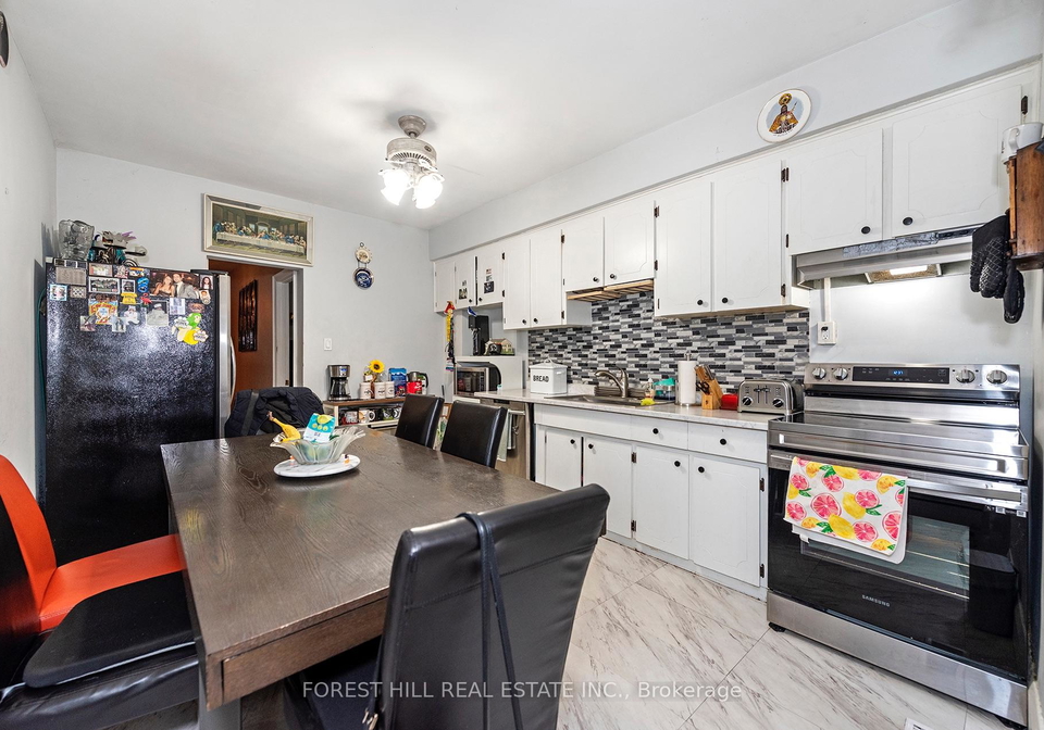 413-westmoreland-avenue-n-toronto-toronto-ontario-w13573250