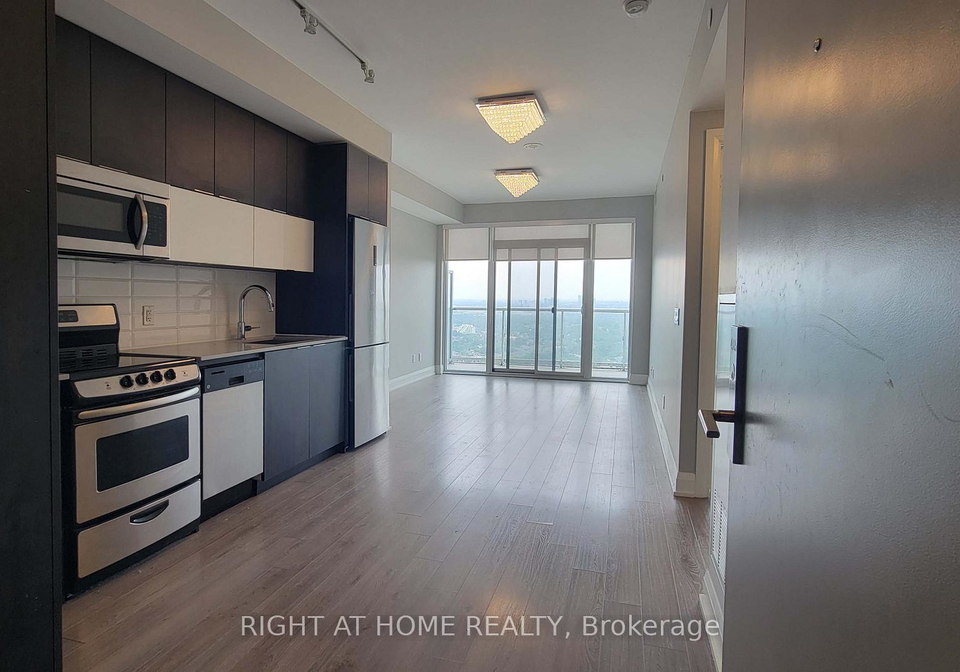 56-annie-craig-drive-toronto-etobicoke-ontario-w13573396