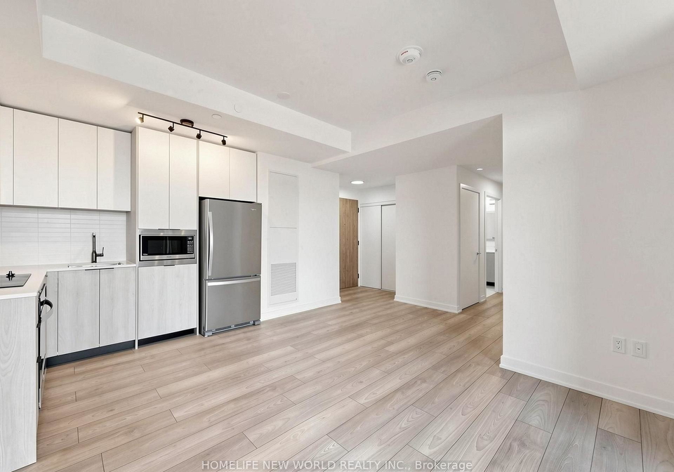 1007-the-queensway-toronto-etobicoke-ontario-w13573906