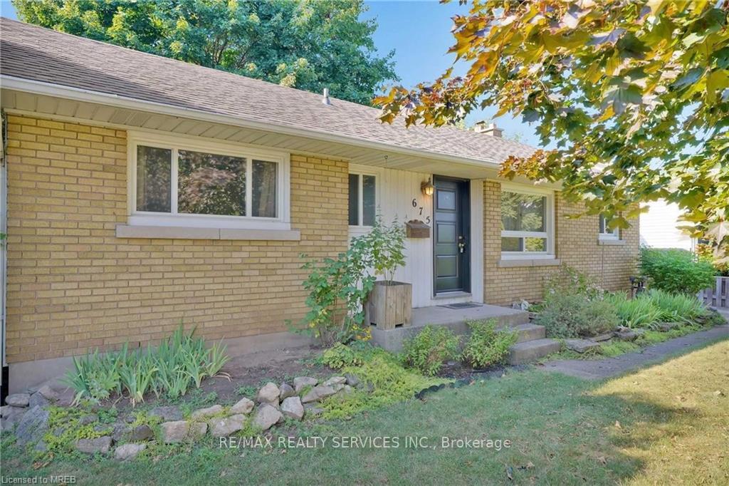 675-inverness-avenue-burlington-ontario-w13574074