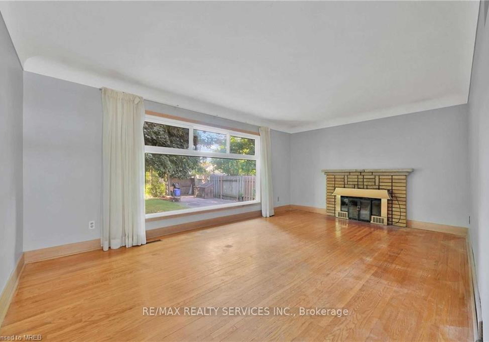 675-inverness-avenue-burlington-ontario-w13574074