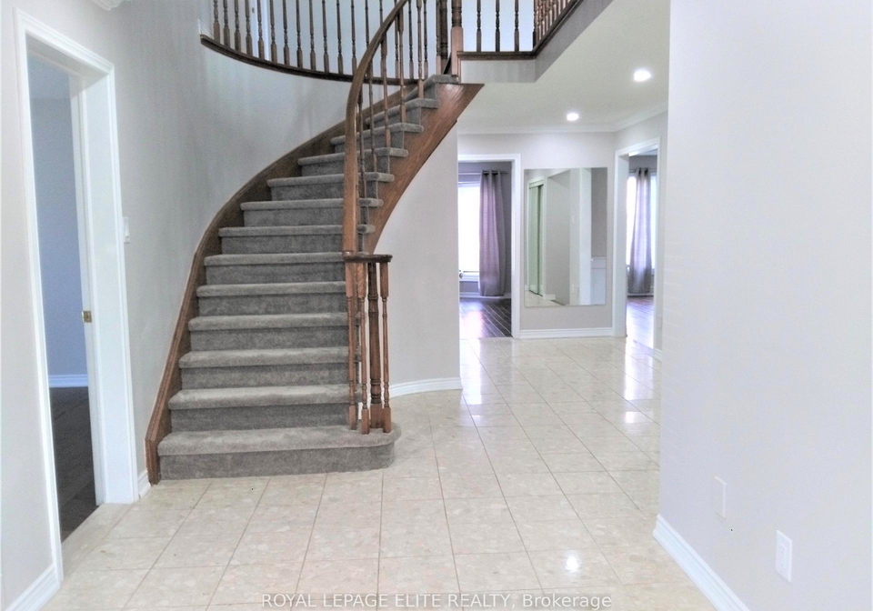 1171-giles-gate-oakville-ontario-w13574228
