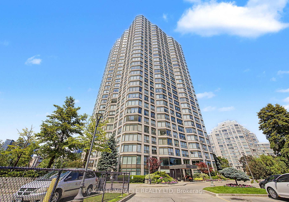 2269-lakeshore-boulevard-w-toronto-etobicoke-ontario-w13574340
