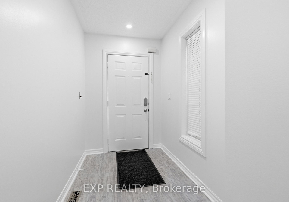 1015-borden-lane-milton-ontario-w13574612