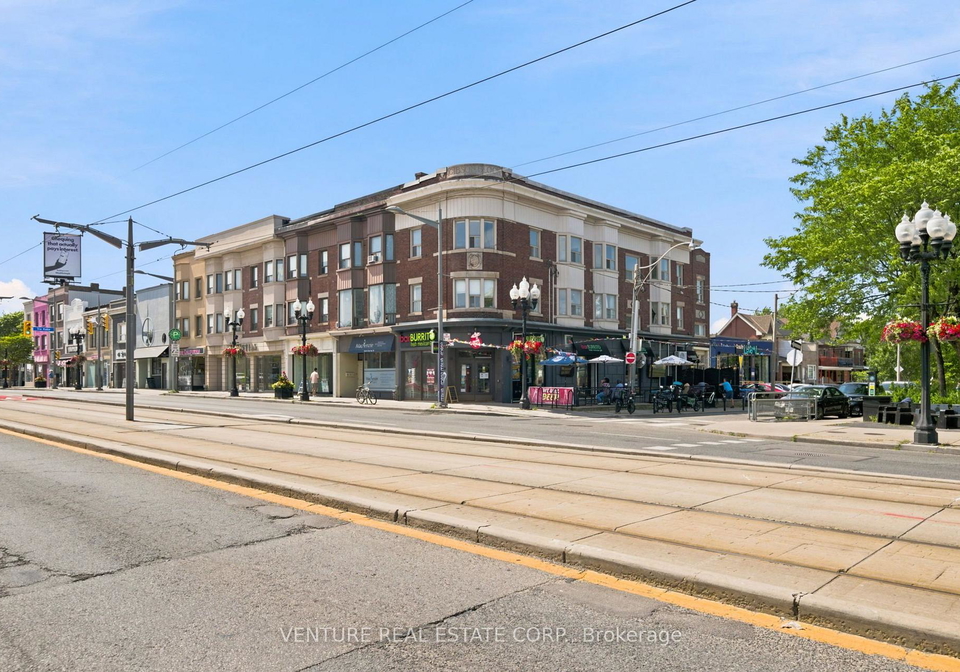 1228-st-clair-avenue-w-toronto-toronto-ontario-w13574652