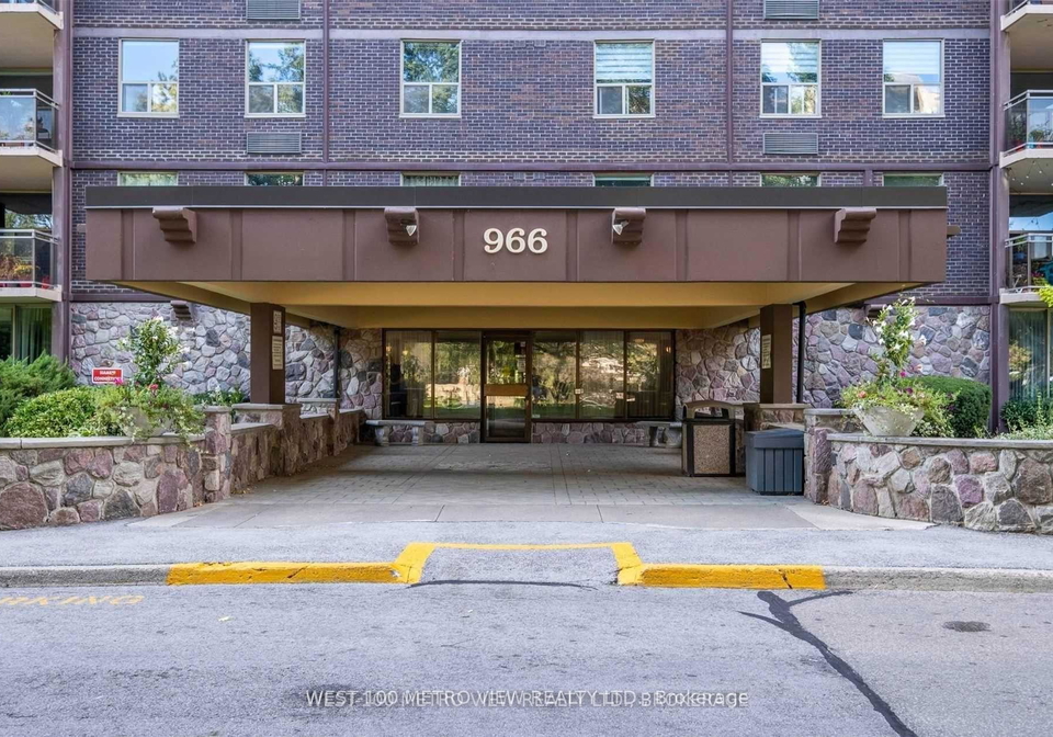 966-inverhouse-drive-mississauga-ontario-w13574850