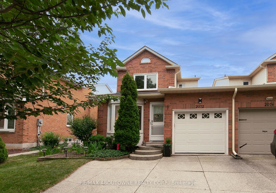 2072-glenada-crescent-oakville-ontario-w13574922