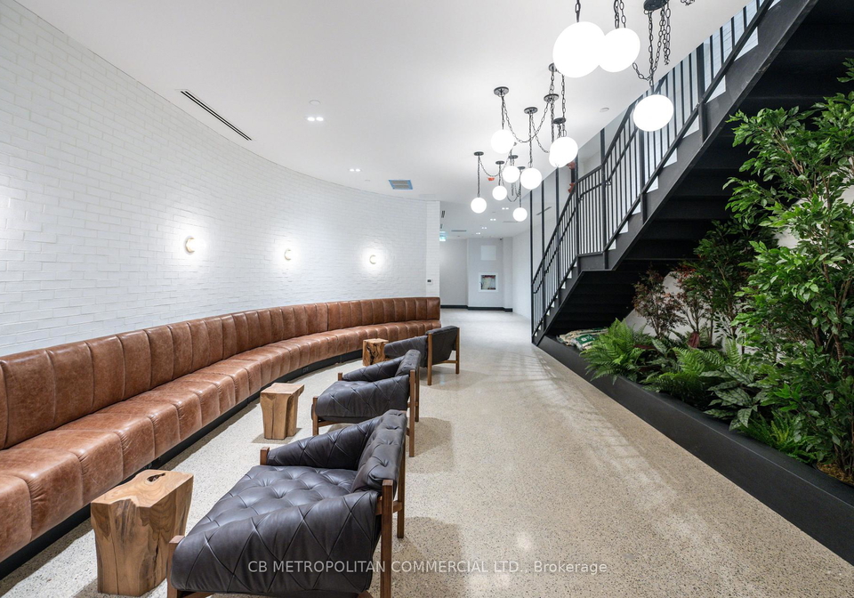 2946-dundas-street-west-w-toronto-toronto-ontario-w13574998