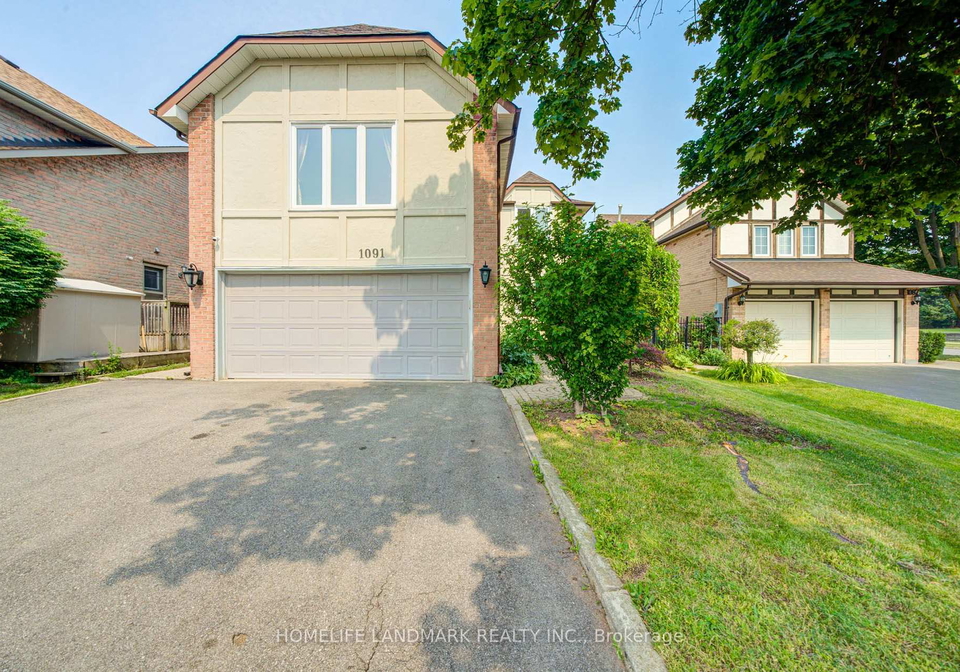 1091-queens-avenue-oakville-ontario-w13575020