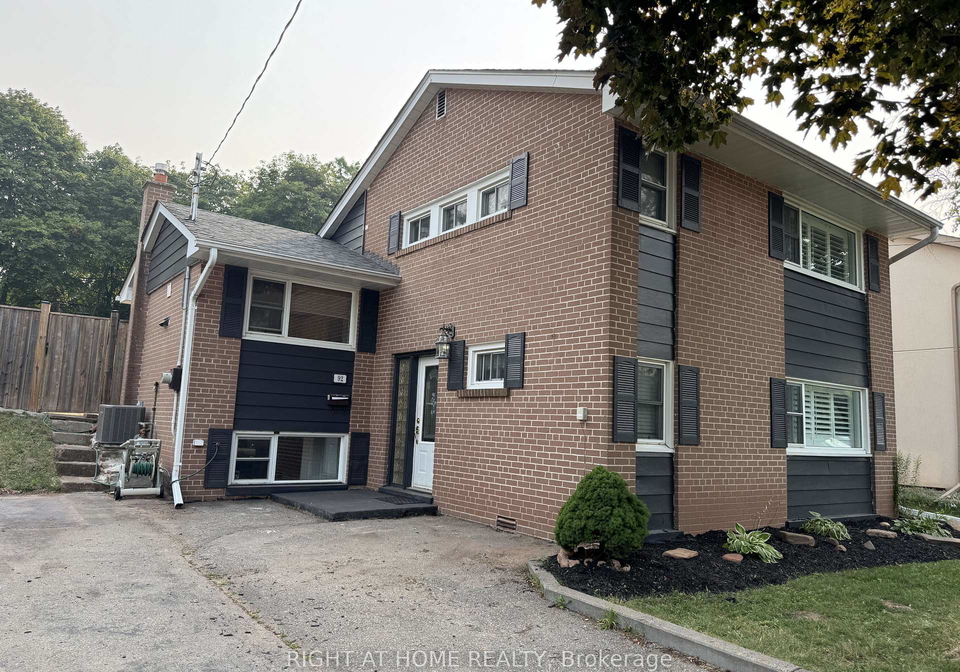 92-vista-drive-mississauga-ontario-w13575022